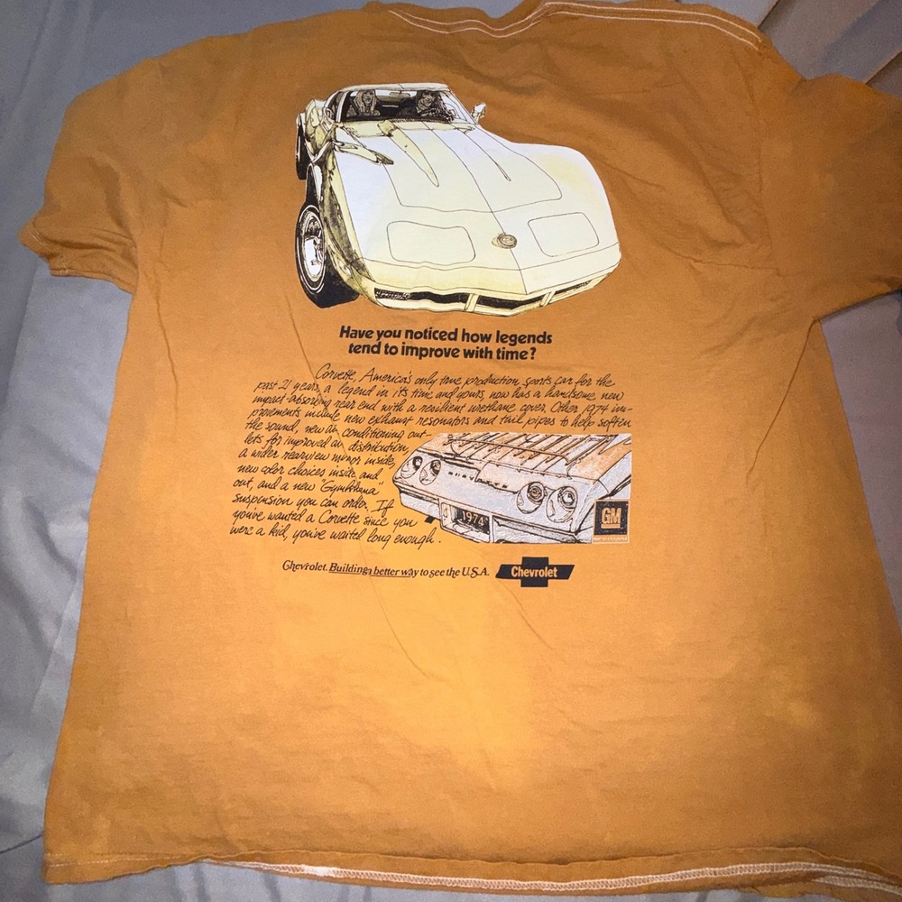 GM Chevrolet Corvette Graphic Tee Mens XL Yellow Good 1974 Car Short Sleeve